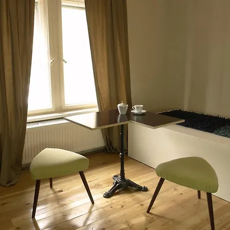 Ost-apotheke Hostal